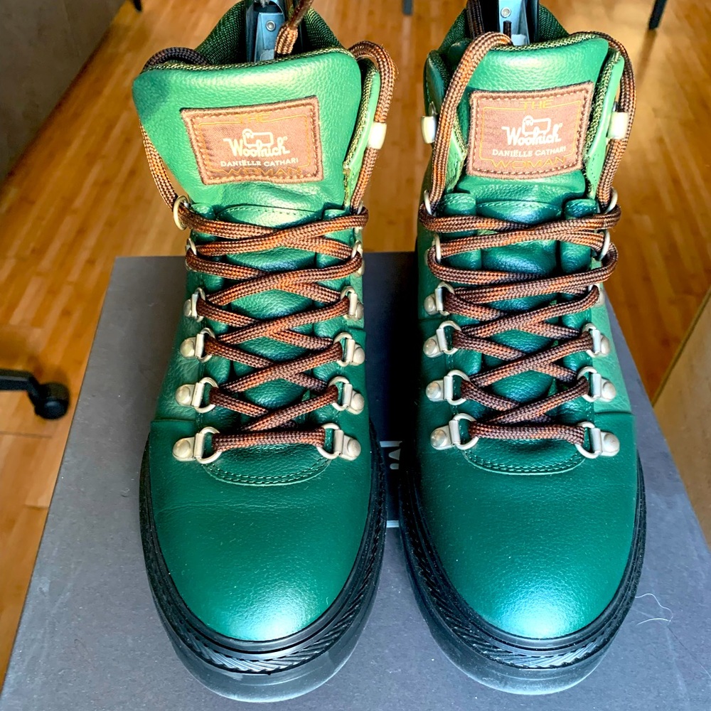 Mountain Boots from The Woolrich Woman by Daniëlle Cathari collection.